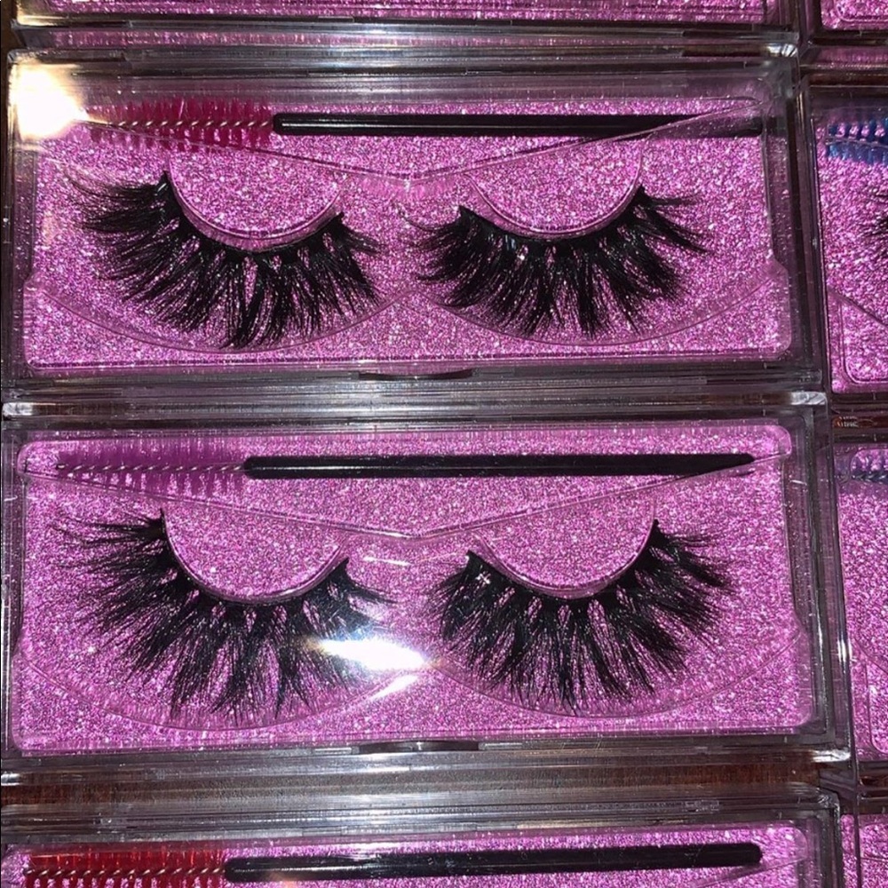 Lashes